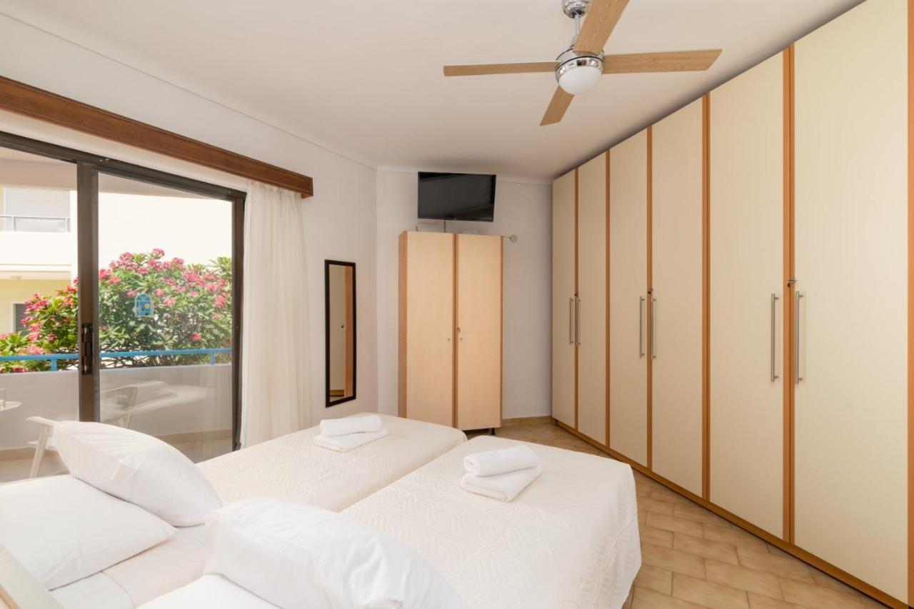 House Of Flowers Apartment