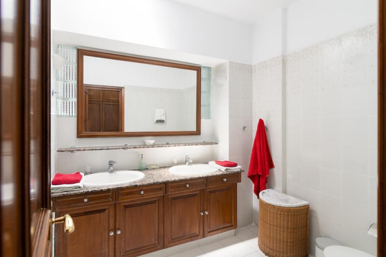 House Of Flowers Apartment Rhodes City